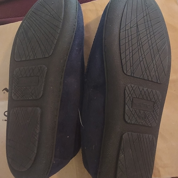 MICROSUEDE FLEECE LINED SLIPPERS - Picture 3 of 5